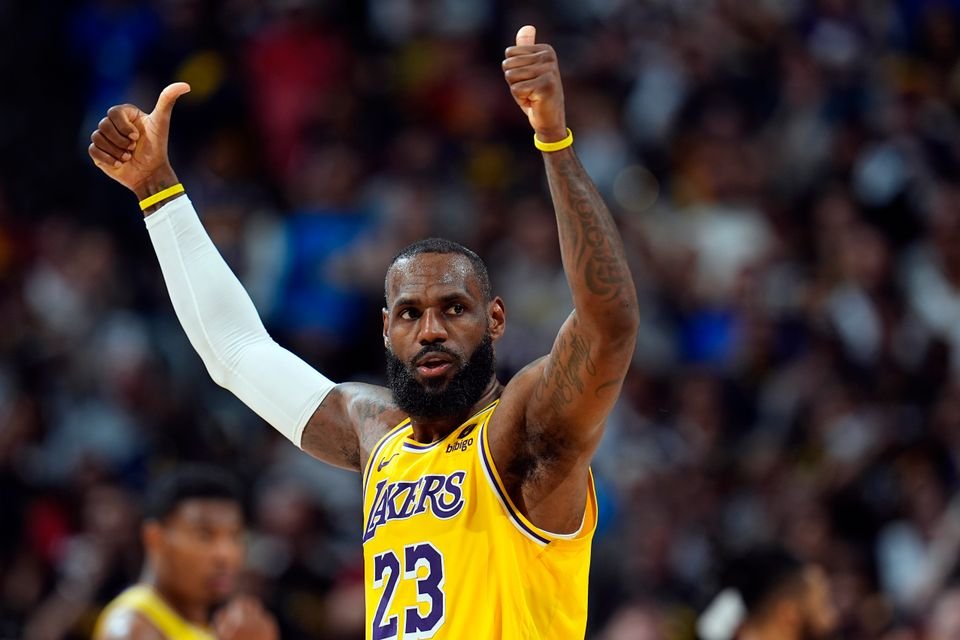 lebron james gehalt
